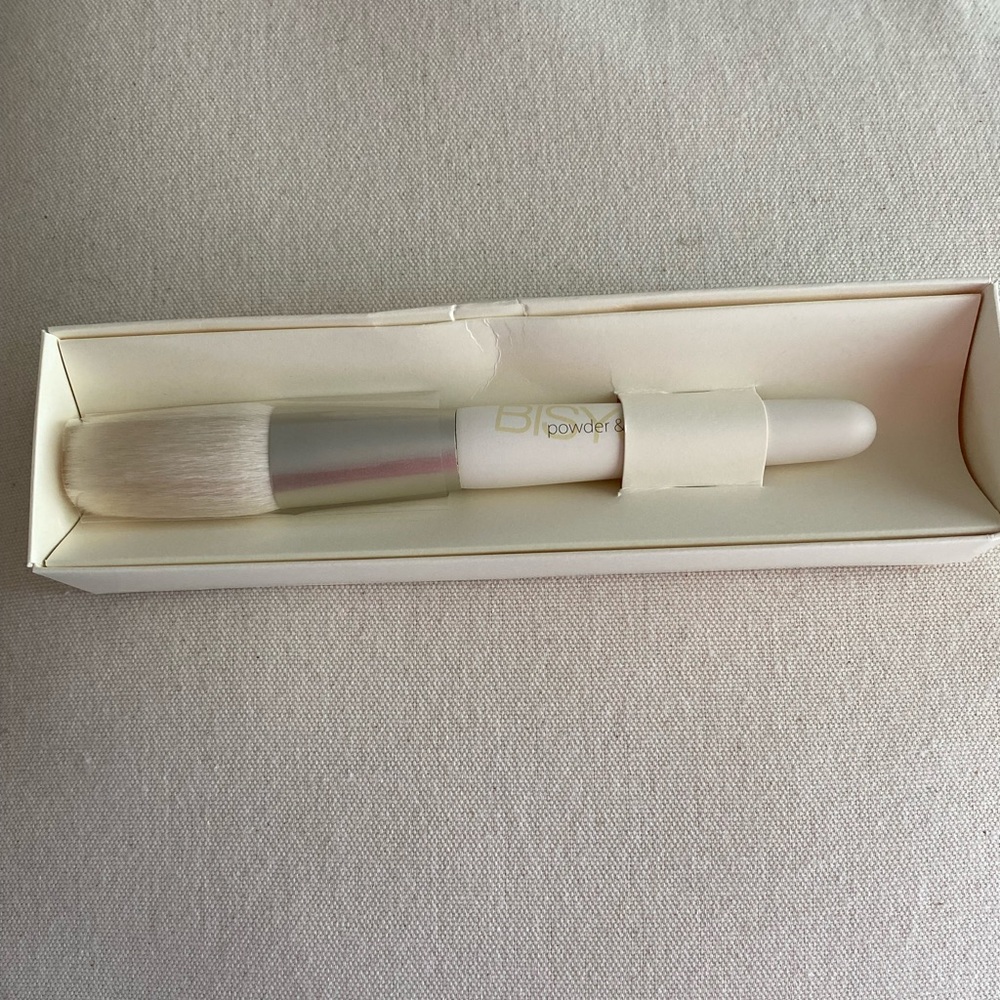 BISYODO Makeup Brush